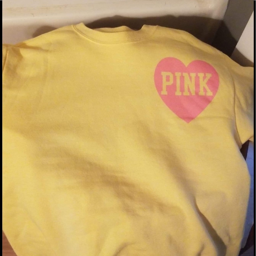 Vs pink crew neck